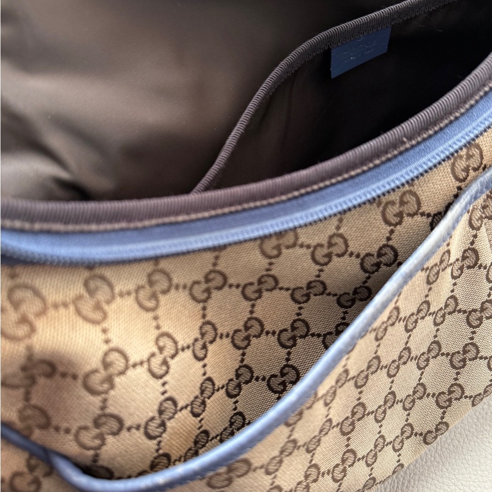 Gucci Beige Monogram Diaper Bag - Picture 6 of 6